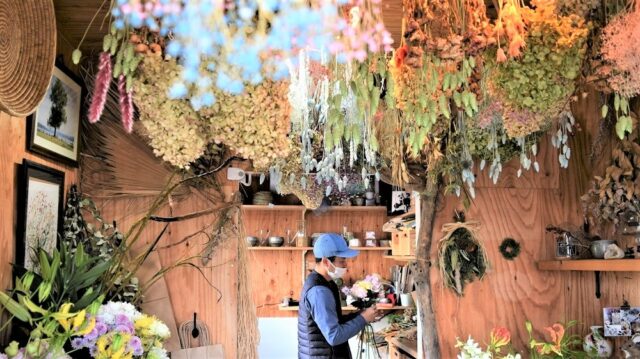 贈り物にセンスのいい花束はいかがですか 鶴見区下末吉の花屋 Sprout ハマ サキマガジン 鶴見 川崎の生活をレポートする地域情報メディア