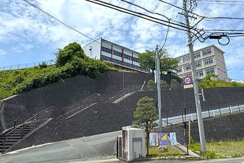 入野中学校