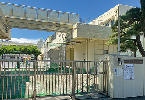 星川小学校