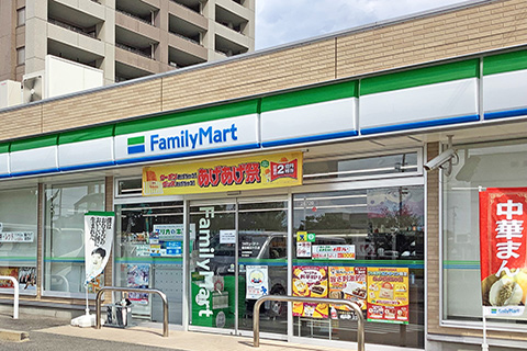 ファミリーマート