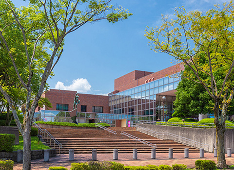豊田市民文化会館