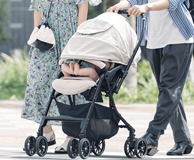 子ども連れやベビーカーでも移動しやすい