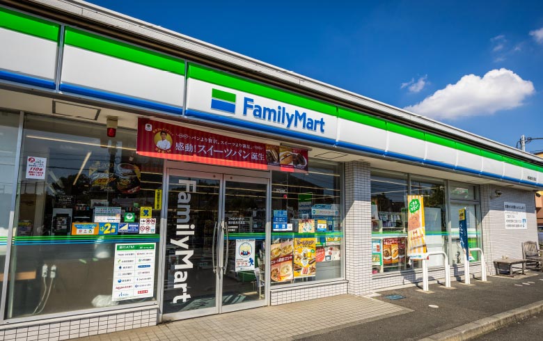 ファミリーマート横浜鶴見元宮店